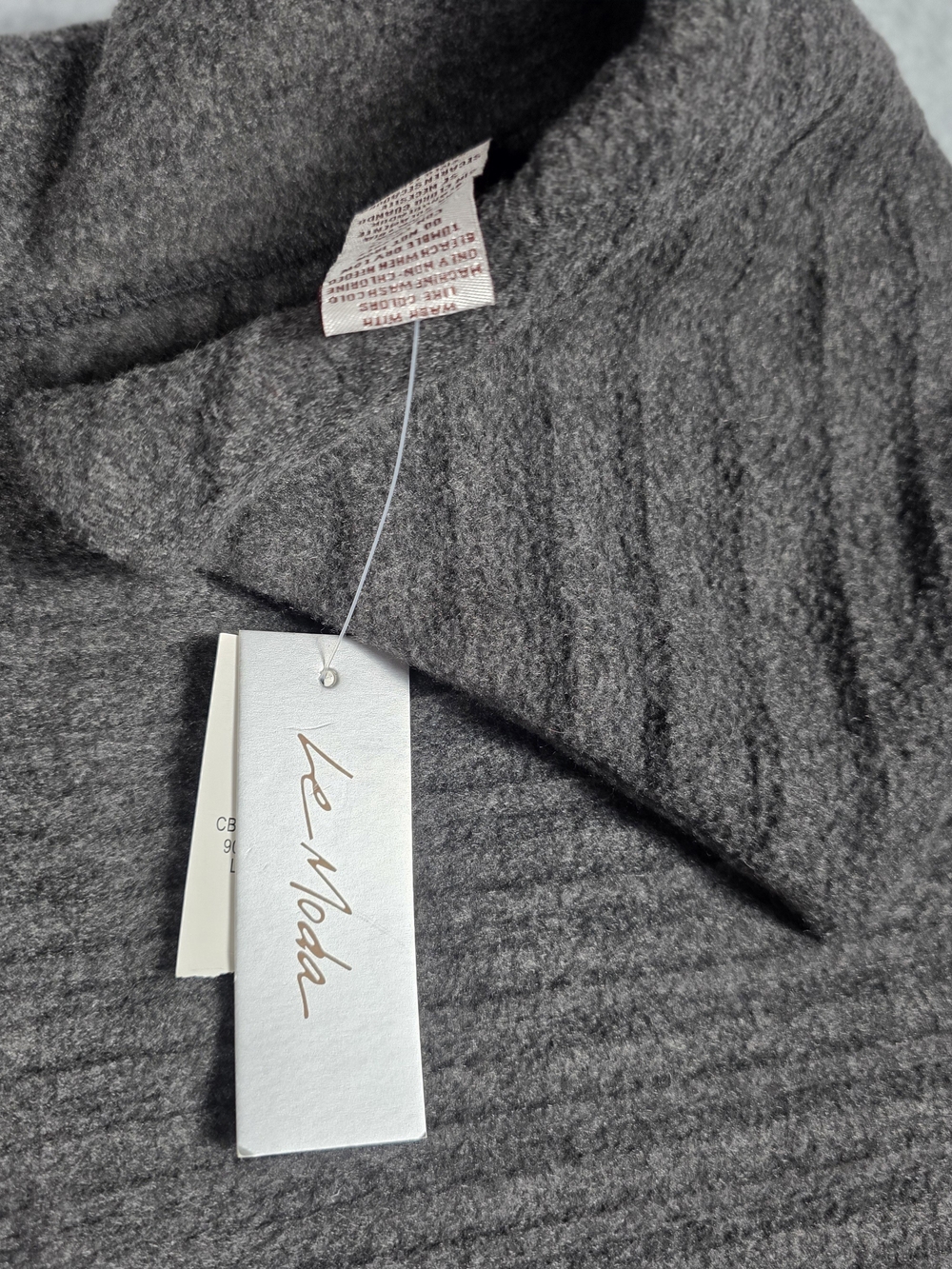 Moda Charcoal Ribbed Button-Collar Shrug - Picture 3 of 6
